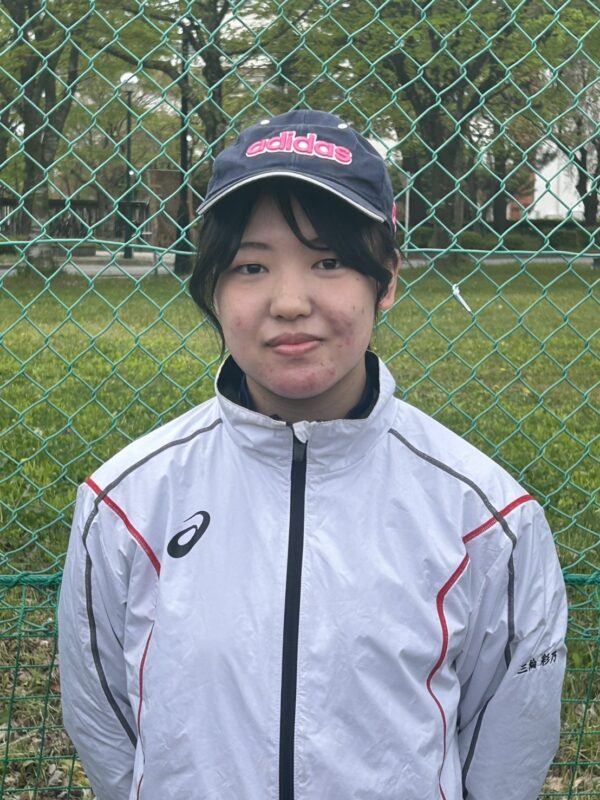 三輪 彩乃