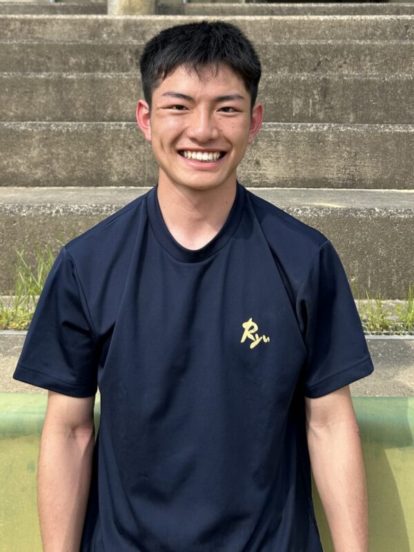 中村友哉